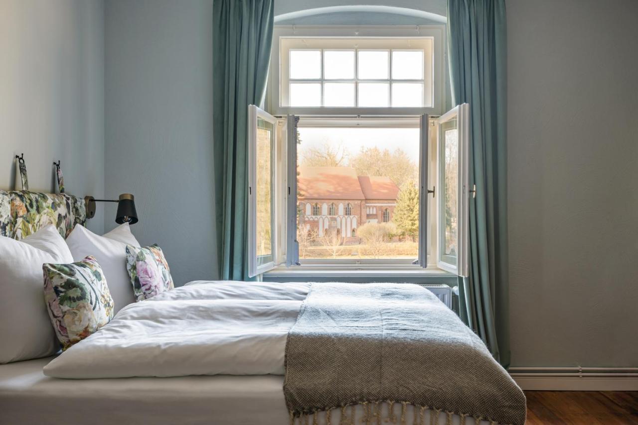 Klostergartenhotel Marienfliess Stepenitz 외부 사진
